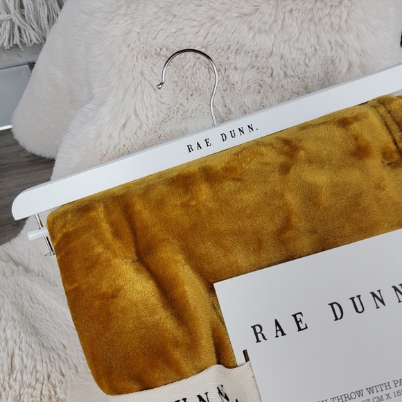 Rae Dunn Plush Throw with GATHER patch - Picture 5 of 9